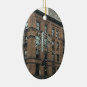 Upper West Side Snowflake NYC Winter Holiday Keramisch Ornament (Rechts)