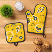Urban Gamer Oven Mitt & Pot Holder Set (Top down)