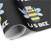 US Bee Funny USB Technical Pun Dark BG Cadeaupapier (Rol Hoek)