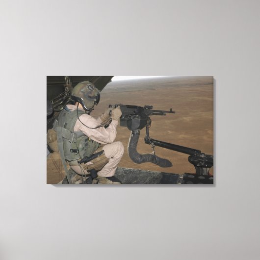 US Marine test firing an M240 zwaar machine pistoo Canvas Afdruk (Voorkant)