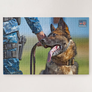 US MILITAIRE WERKENDE HOND (20x30 inch) Legpuzzel