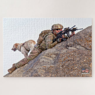 US MILITAIRE WERKENDE HOND (20x30 inch) Legpuzzel