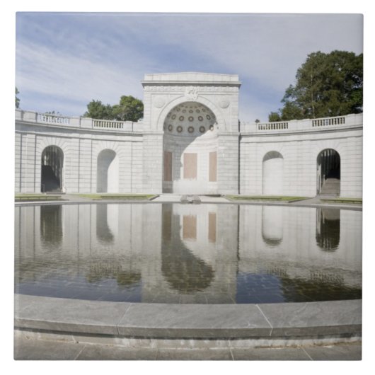 US, VA, Arlington. Vrouwen in de militaire dienst Tegeltje (Voorkant)