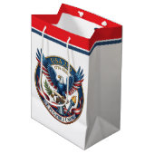 USA 250 Eagle Medium Cadeauzakje (Voorkant Gekanteld)
