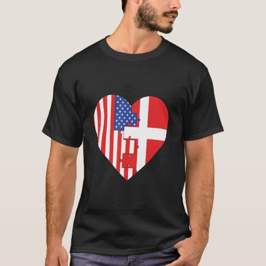 USA and Denmark Flags Heart T-shirt (Voorkant)