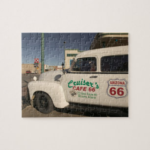 USA, Arizona, Williams: Cruisers Cafe 66 Old Legpuzzel