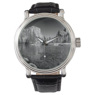 USA, California. Yosemite Valley View Horloge