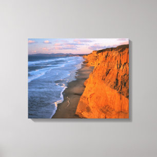 USA, Californië, Cliffs at Pescadero State Beach Canvas Afdruk
