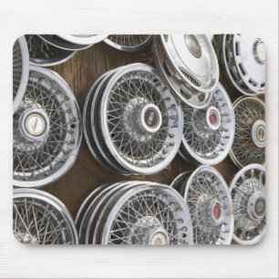 USA, New Mexico, Prewitt: Auto Hubcaps / Rt. 66 Muismat