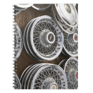 USA, New Mexico, Prewitt: Auto Hubcaps / Rt. 66 Notitieboek