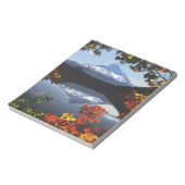 USA, Oregon, Mt. Hood National Forest. Notitieblok (Gedraaid)