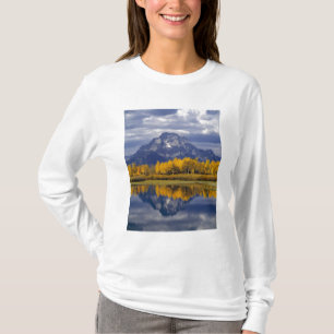 USA, Wyoming, Grand Teton NP. Tegen de T-shirt