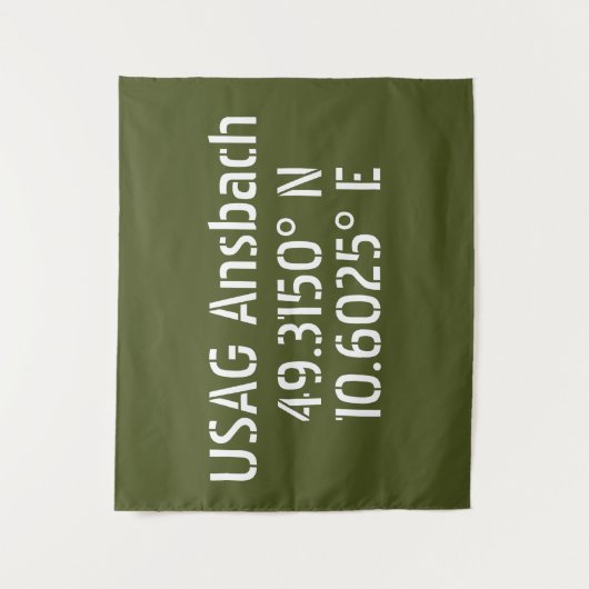 USAG Ansbach Latitude Longitude Wandkleed (Voorkant)