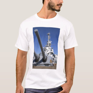 USS Alabama Battleship in Battleship Memorial T-shirt