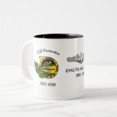 USS Bremerton (SSN-698) Bad Fish Mug with Patches (Devant gauche)
