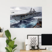 USS Kearsarge (LHD 3) Poster (Thuiskantoor)