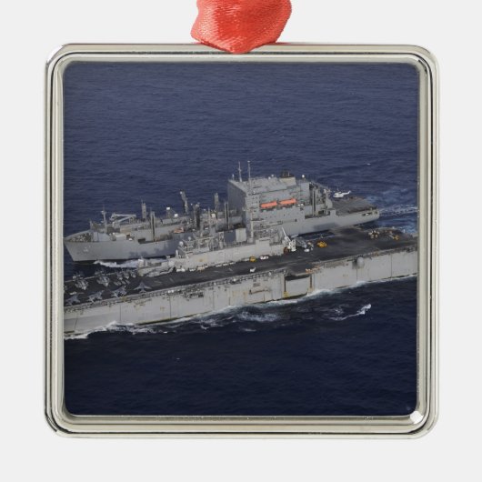 USS Kearsarge Metalen Ornament (Voorkant)