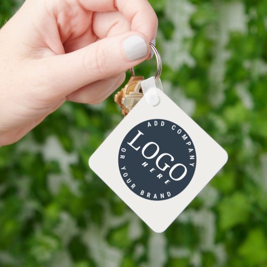 Uw Business Logo QR Code Medewerkers Swag Sleutelhanger (Hand)