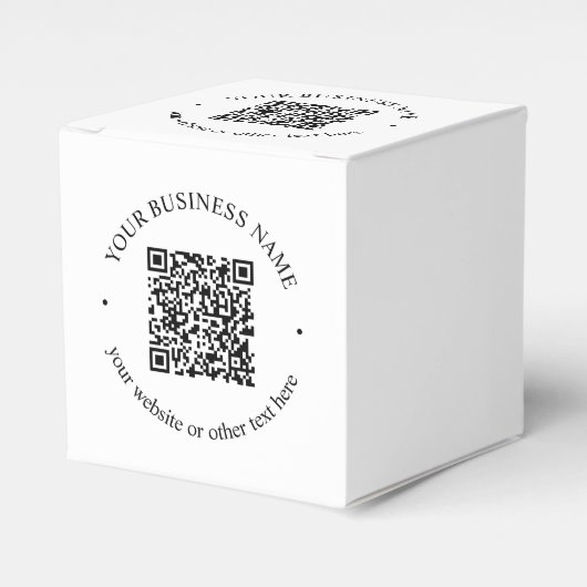 Uw geüploade QR-code plus bewerkbare circulaire te Bedankdoosjes (Voorkant Zijde)