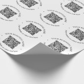 Uw geüploade QR-code plus bewerkbare cirkeltekst Cadeaupapier (Hoek)