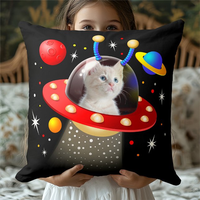 Uw kat in een Alien Spaceship UFO Sci Fi Scene Kussen (Creator heeft geüpload)