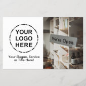 Uw Logo & foto minimalistische moderne QR-code Flyer (Voorkant)