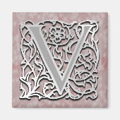 V Magnet Carré Monogramme 'Pierre d'Argent' 2" (Devant)