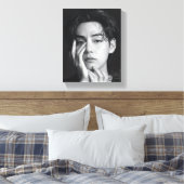 V-tae the most handsome korean man canvas afdruk (Insitu (Slaapkamer))