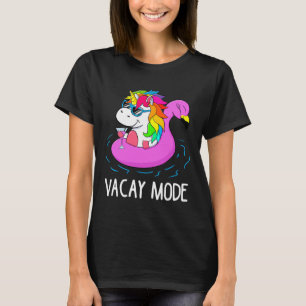 Vacay Mode Schattige Eenhoorn Grappig Familie Vaka T-shirt