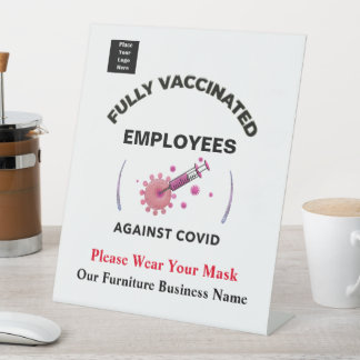 Vaccineerde zakelijke medewerkers tegen covid Logo Reclamebord Met Voetstuk