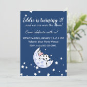 Vache au-dessus de la lune Invitation Anniversaire (Debout devant)