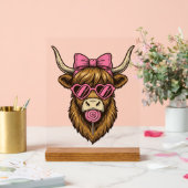 Vache des Highlands mignonne avec des lunettes à m (Mariage)