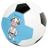 Vache mignonne en combinaison kung fu (3/4)