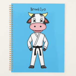 Vache mignonne en combinaison kung fu
