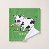 Vache mignonne en vert dessin animé sur le terrain (Gant de toilette)