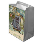  Vader Kerst in Sneeuwrijke Bossen Medium Cadeauzakje (Achterkant Gekanteld)