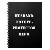 Vaderdag sjabloon echtgenoot vader beschermer held notitieboek (Voorkant)