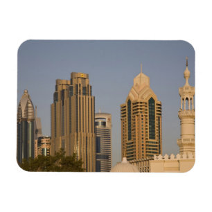 VAE, Dubai. Minaret van moskee in Al Wasl, met Magneet