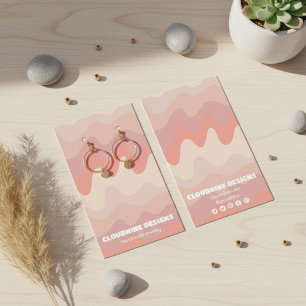 Vagues roses portant collier bijoux carte d'affich