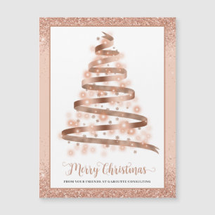 Vakantie voor feestdagen met feestelijke kerstbome