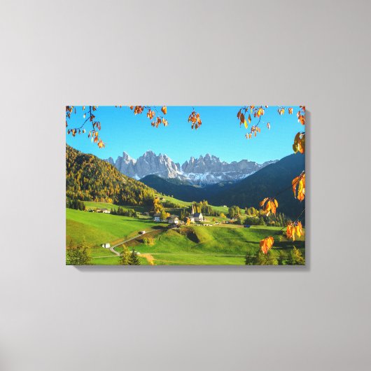 Val di Funes vallei met herfstbladeren canvas (Voorkant)