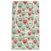 Valentijn patroon met hart en snor klein cadeauzakje (Voorkant)