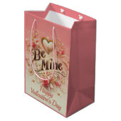 Valentijnsdag Be Mine Ontwerp met Hart, Quote Medium Cadeauzakje (Achterkant Gekanteld)