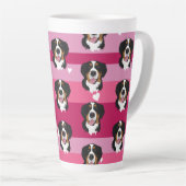 Valentijnsdag Bernese Mountain Dog Latte Mok (Rechterhoek)