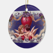  Valentijnsdag Cherubs Hug in Clouds Keramisch Ornament (Links)