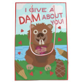 Valentijnsdag Cute Beaver geeft dam Pun Funny Medium Cadeauzakje (Achterkant)
