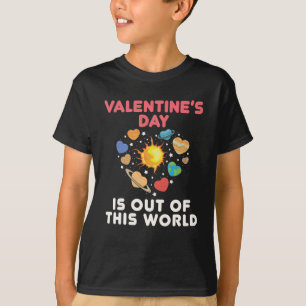 Valentijnsdag is uit deze wereld t-shirt