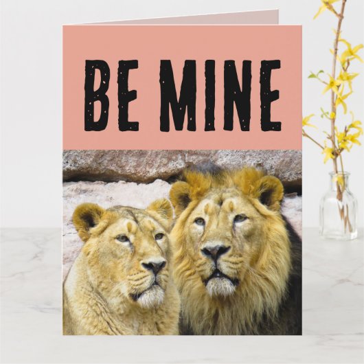 VALENTIJNSDAG LEEUW LEEUWENPAAR VERJAARDAGSKAART KAART (Gele Bloem)