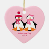 Valentijnsdag Penguins Keramisch Ornament (Achterkant)