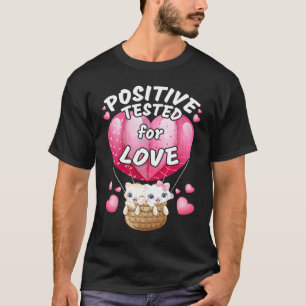 Valentijnsdag stel katten rode hart ballon t-shirt